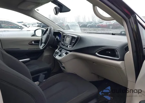 2017 Chrysler Pacifica Lx from USA, damaged, VIN 2C4RC1CG5HR529393